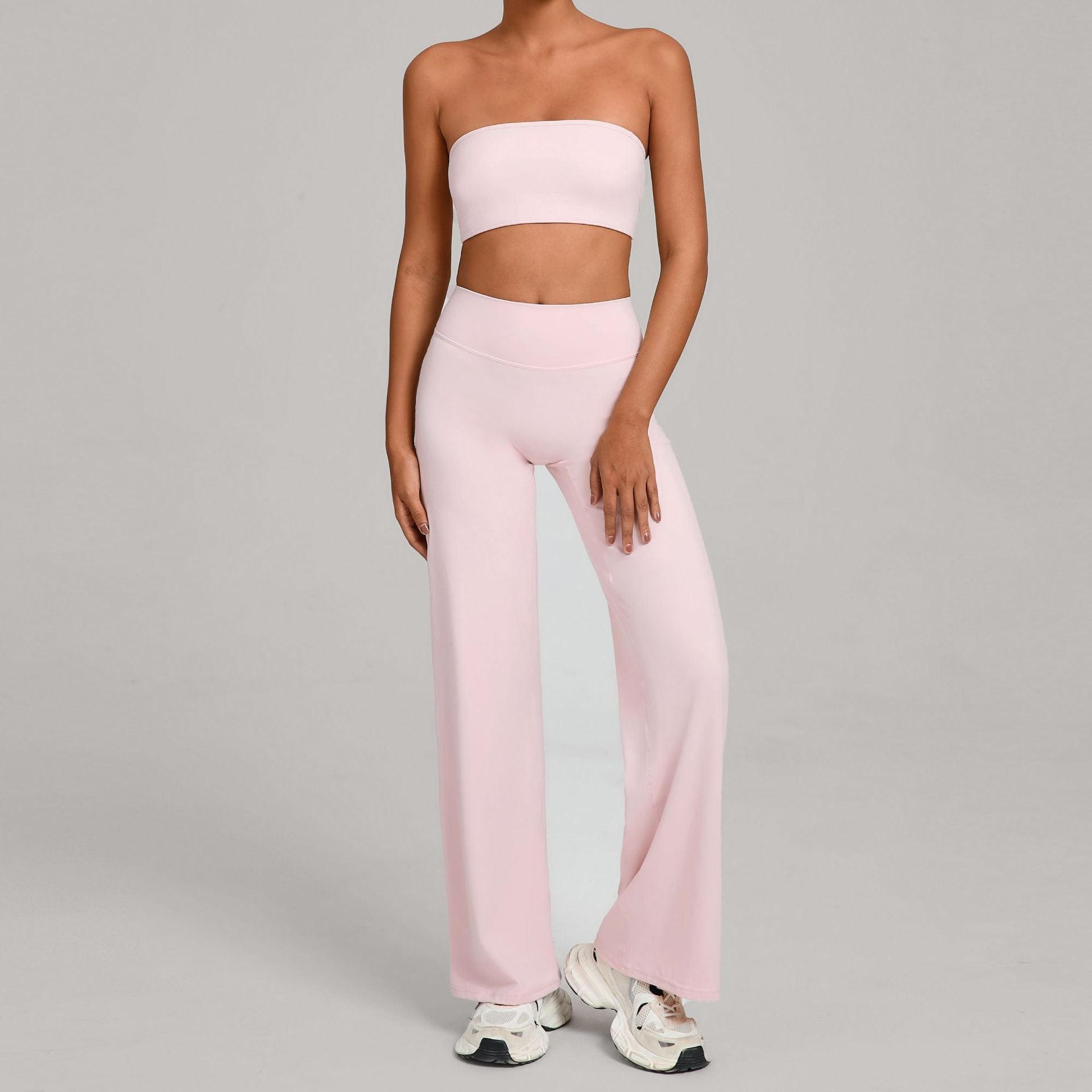 SET PANTALÓN FLARE + TOP – COMODIDAD Y ESTILO ATHLEISURE