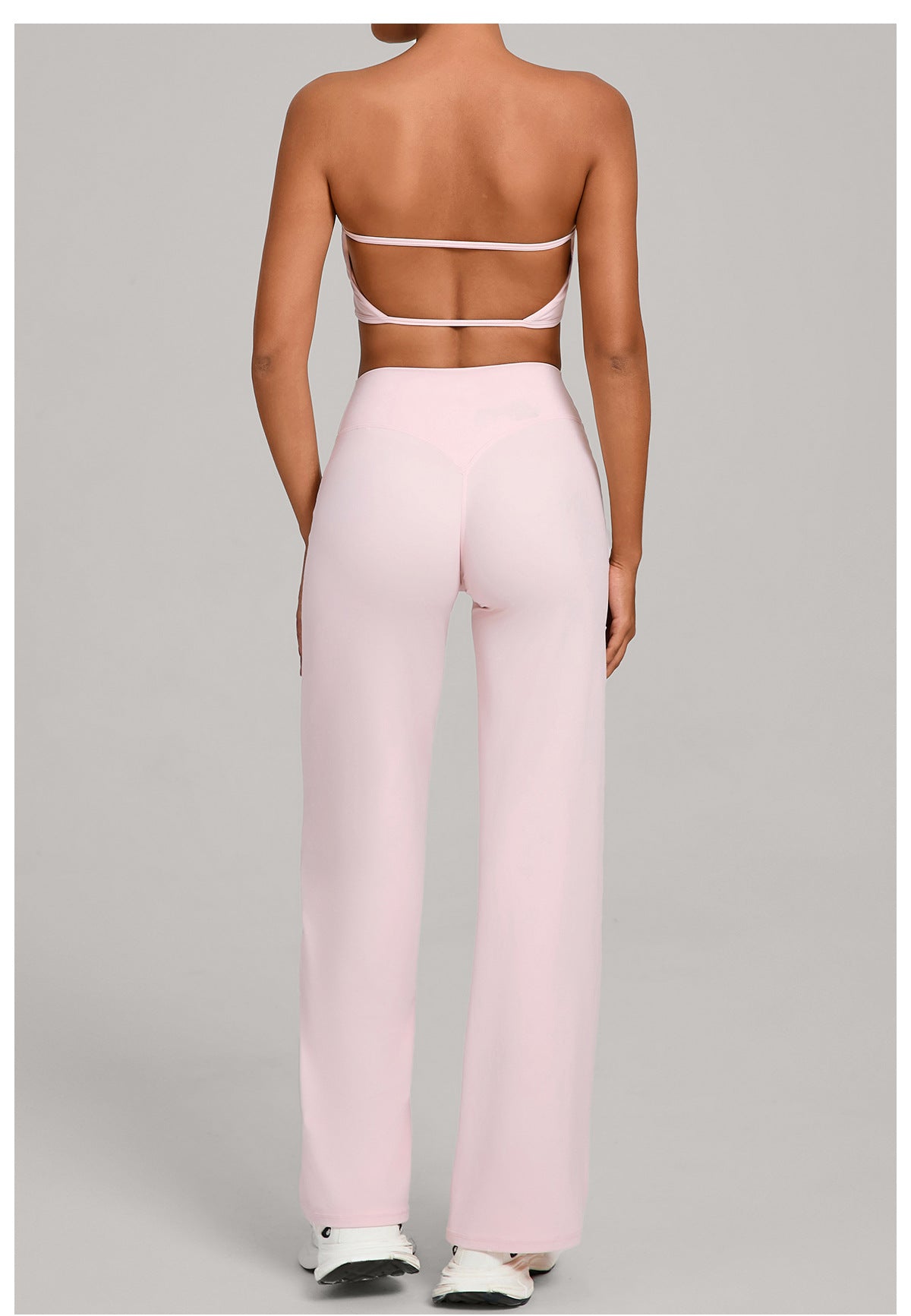 SET PANTALÓN FLARE + TOP – COMODIDAD Y ESTILO ATHLEISURE