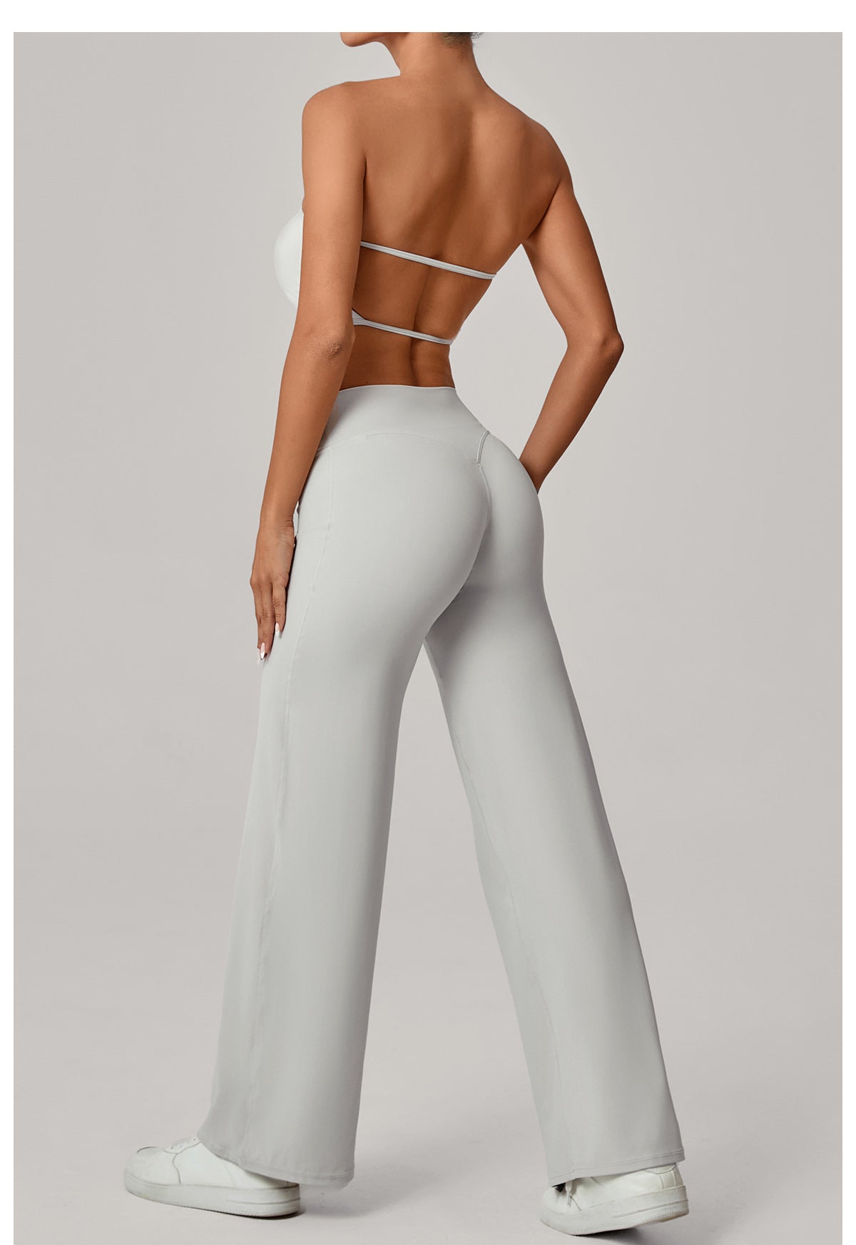 SET PANTALÓN FLARE + TOP – COMODIDAD Y ESTILO ATHLEISURE